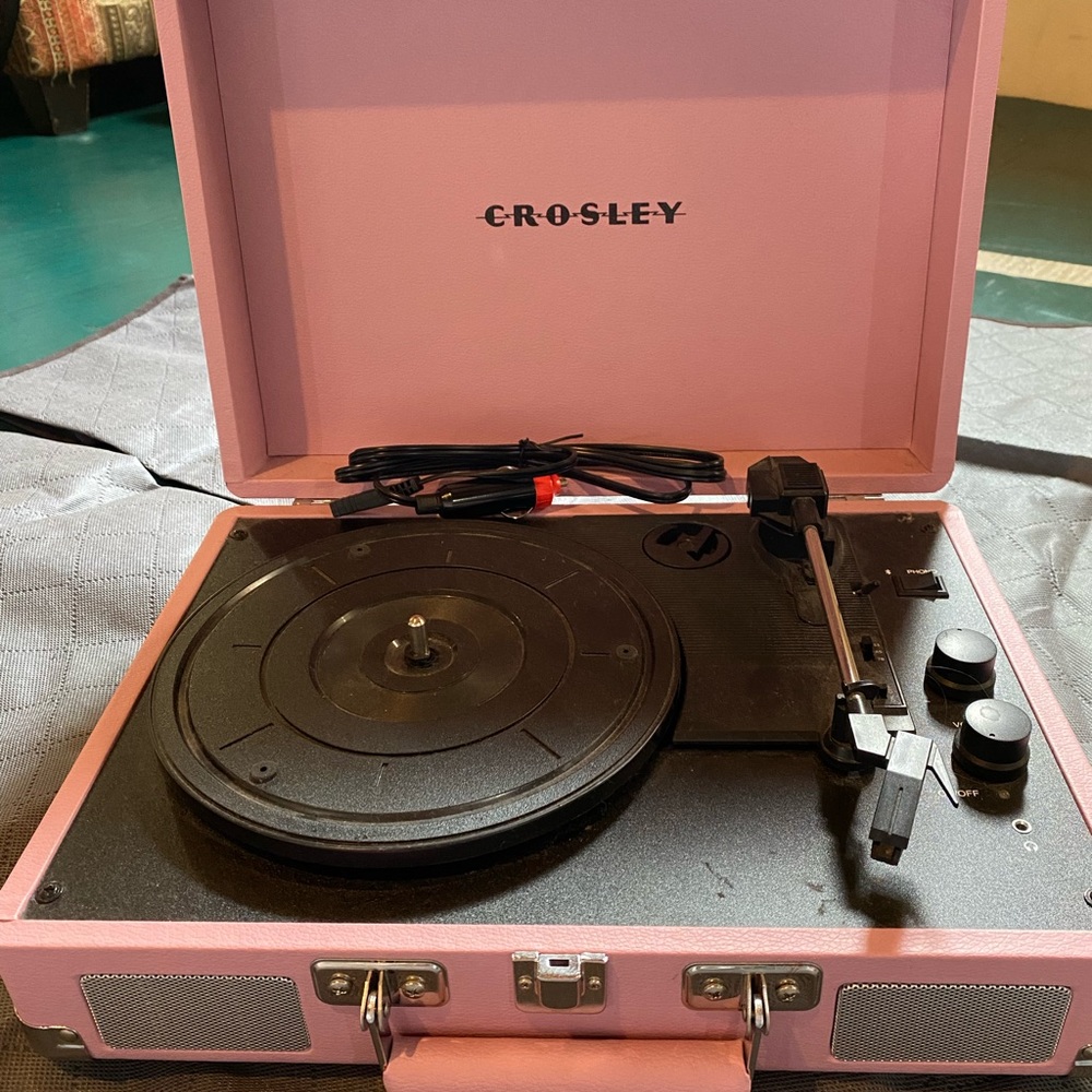 Crosley Record Player- bluetooth